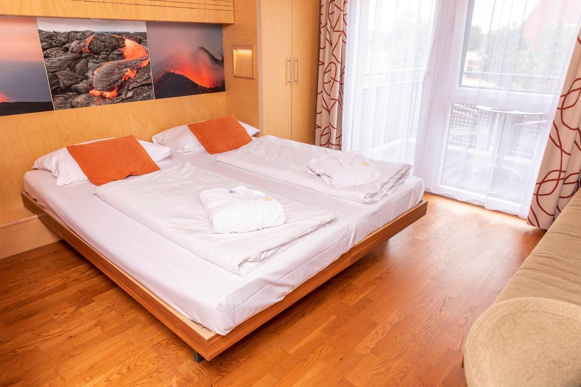 Vulkan Wellness Hotel & Camping Celldömölk Extérieur photo