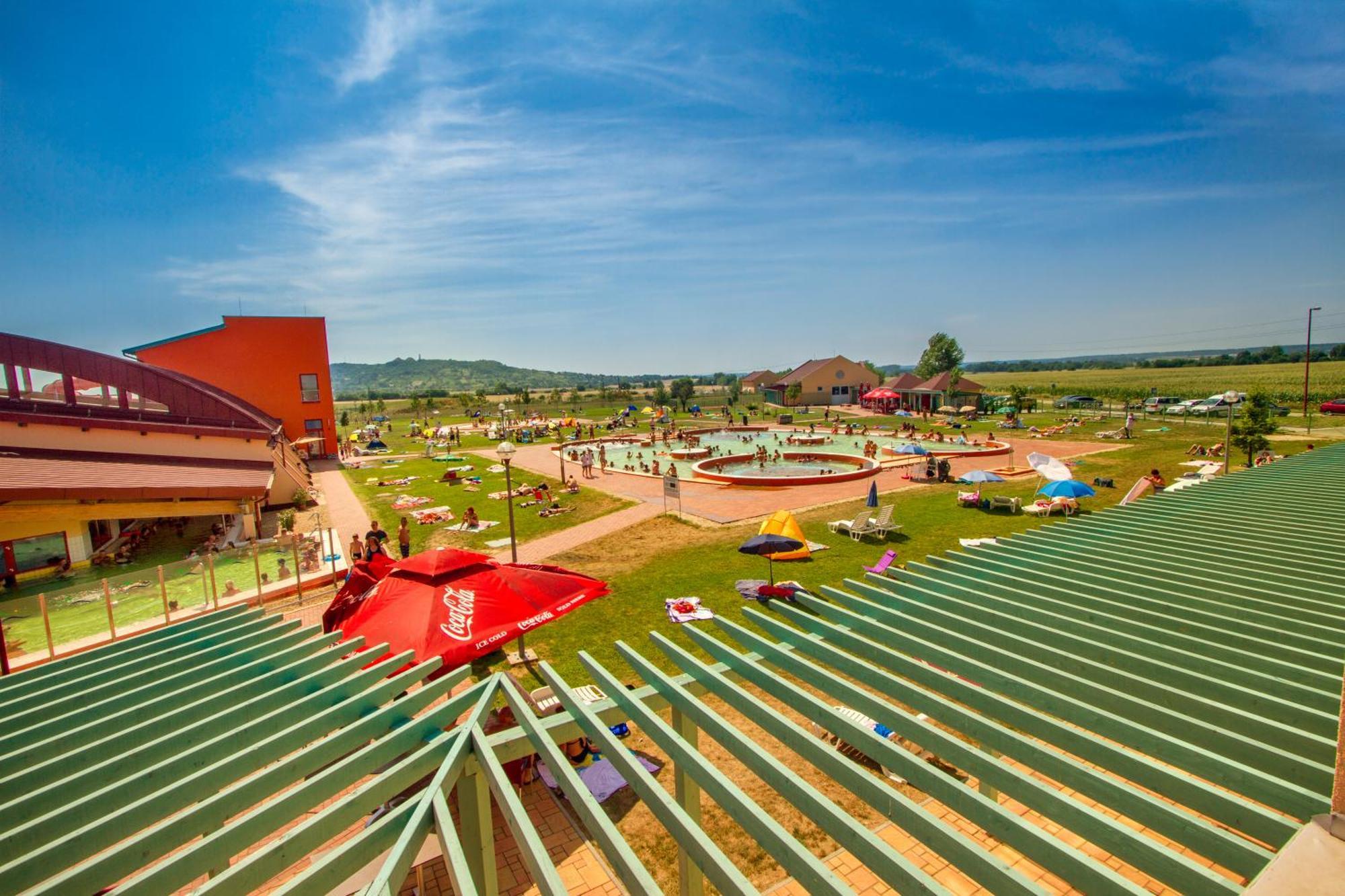 Vulkan Wellness Hotel & Camping Celldömölk Extérieur photo