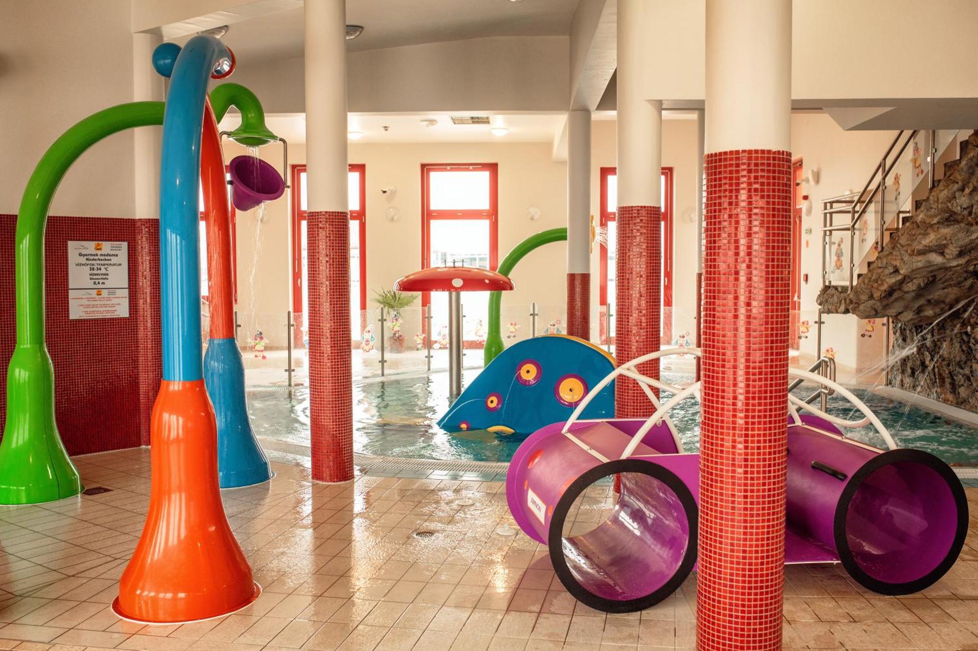 Vulkan Wellness Hotel & Camping Celldömölk Extérieur photo